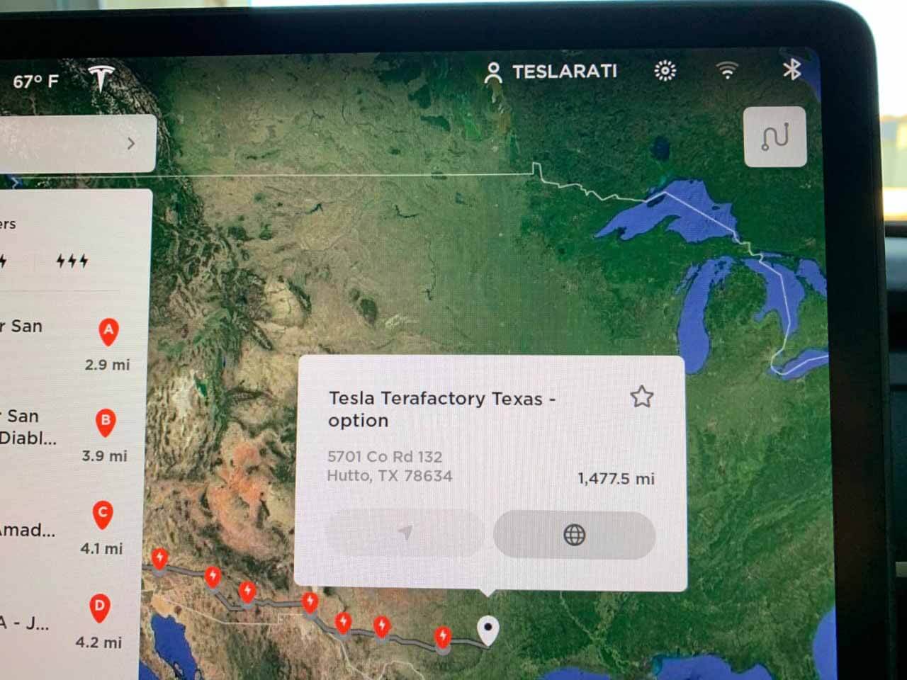 Tesla Terafactory появляется в Техасе в навигационном транспортном средстве