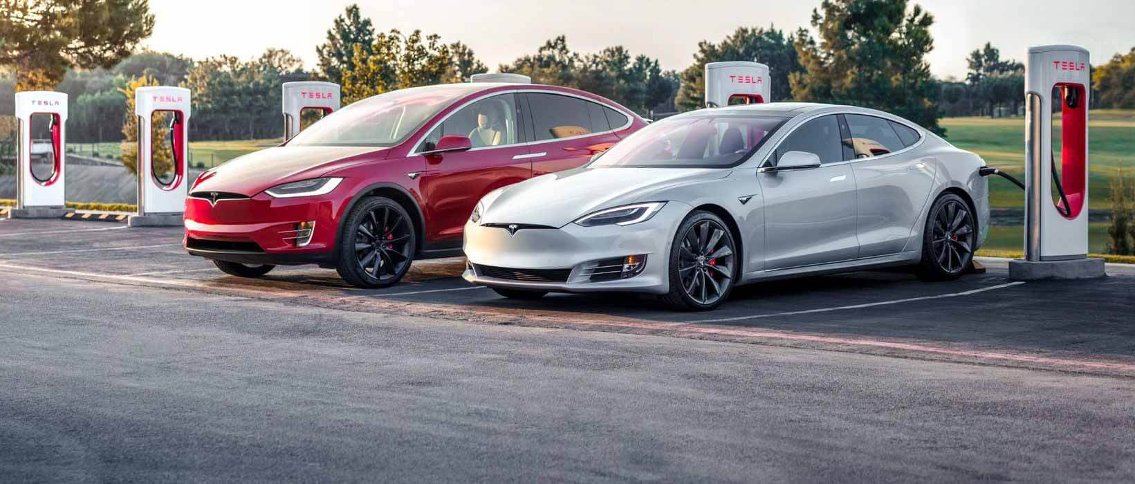 Tesla повышает пиковую скорость зарядки для нагнетателей Model S и Model X