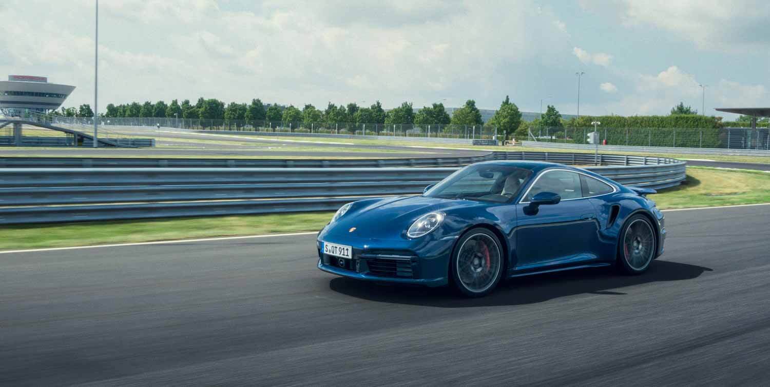 Новый Porsche 911 Turbo стоит в рублях