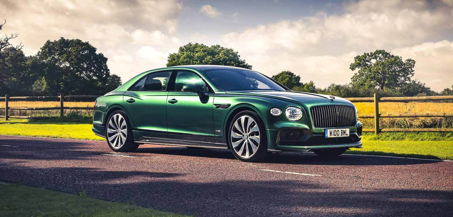 Bentley украсила свой флагманский седан углеродным волокном