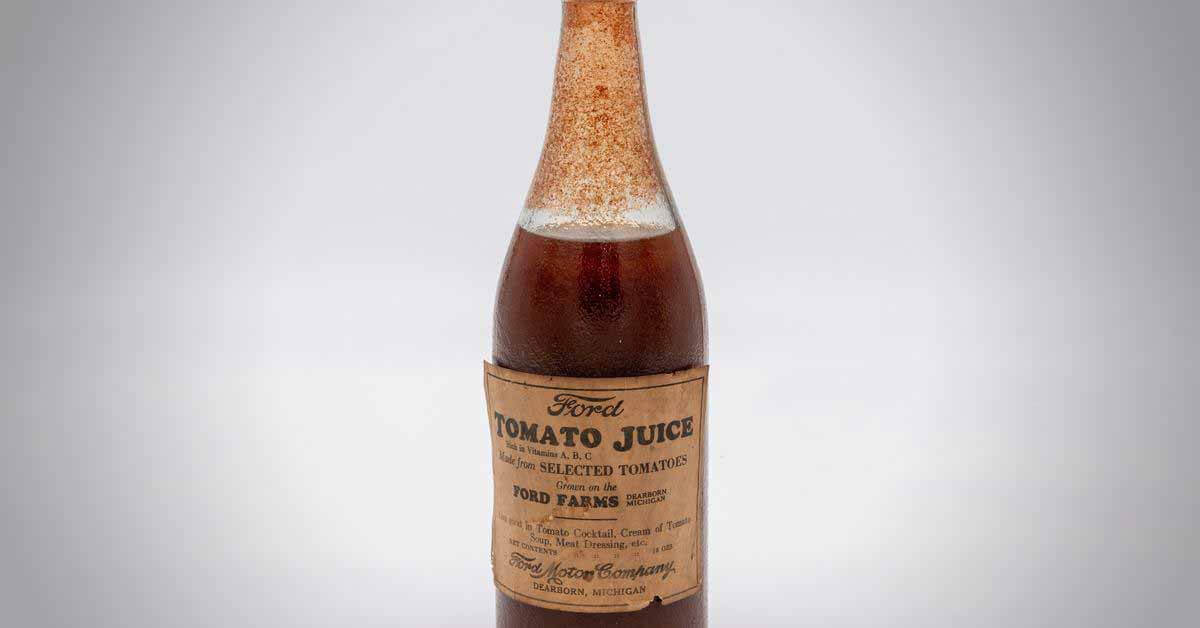 83-летняя бутылка томатного сока Ford будет продана с аукциона