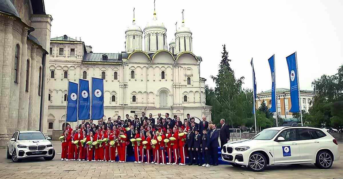 В Госдуме прокомментировали продажу подаренного олимпийцам BMW