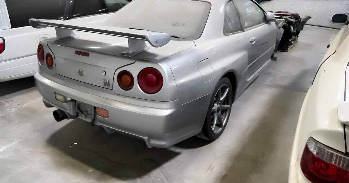 Целый ангар незаконно ввезенных японских автомобилей выставлен на аукцион в США