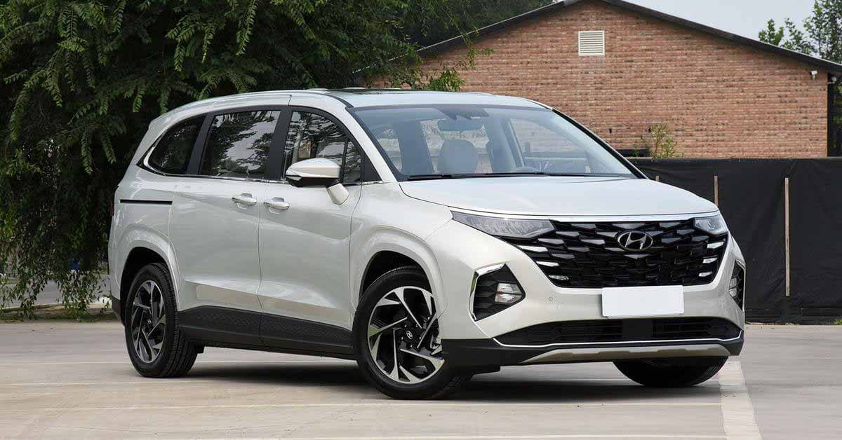 Продажи минивэна Hyundai стартовали в 1,5 раза дешевле Kia Carnival