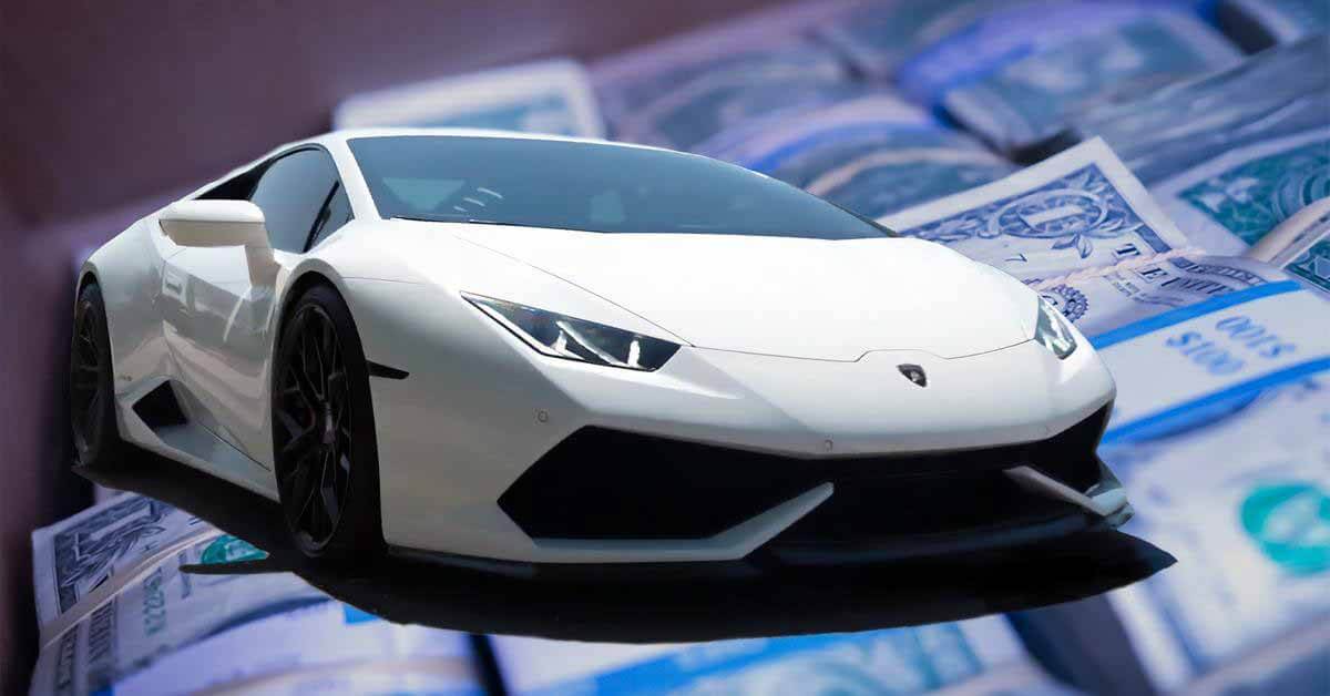 Блогер решил заплатить за Lamborghini купюрами в 1 доллар.  Вот что из этого вышло