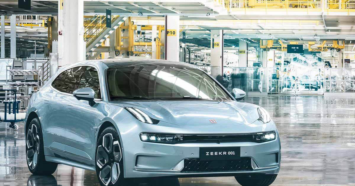 Конкурент Tesla Geely запускает первый электромобиль