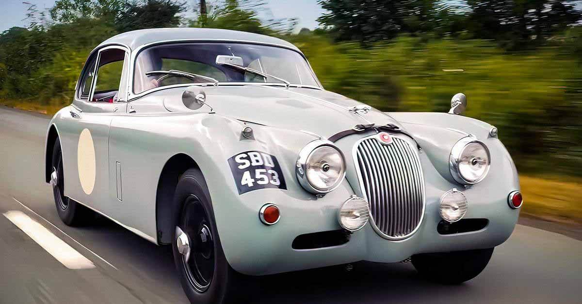 Бывший ведущий Top Gear восстановил классический 60-летний Jaguar.  Для этого он продал всю свою коллекцию автомобилей.