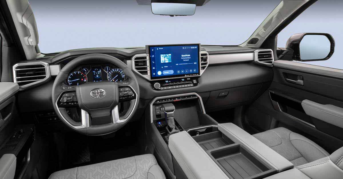 Все модели Toyota получили новую мультимедийную систему