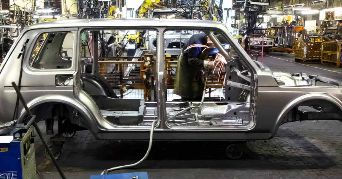 АвтоВАЗ назвал условие продолжения производства пятидверной Lada Niva Legend в январе 2022 года