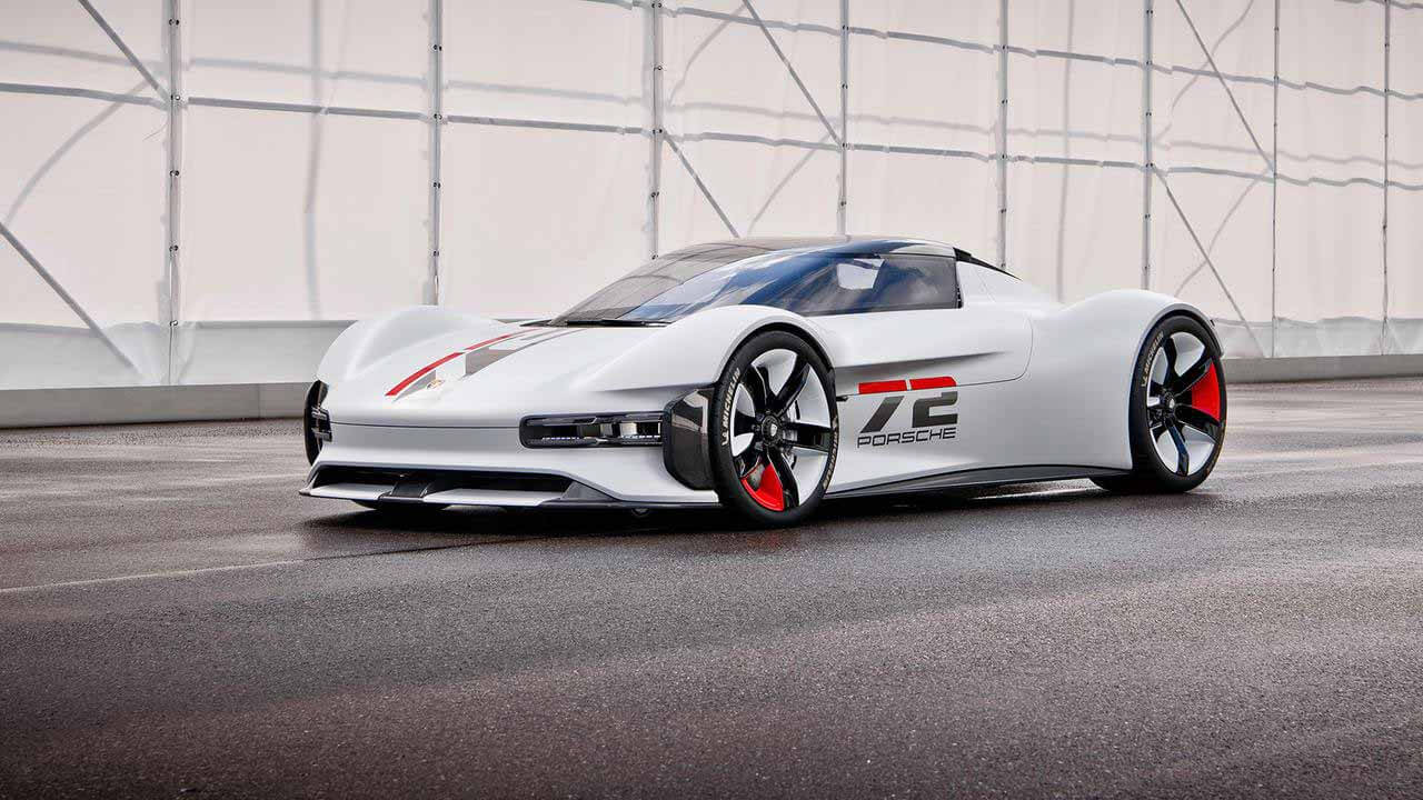 Титан и карбон: взгляд на гиперкар Porsche для Gran Turismo 7