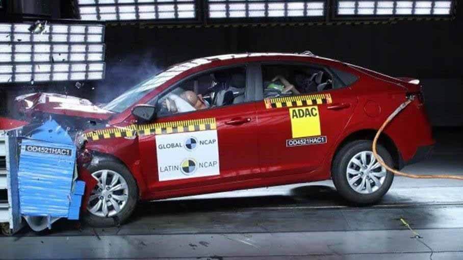 Видео: Hyundai Solaris не прошел краш-тест, получив 0 звезд