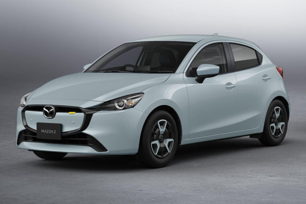 Mazda 2 2023 модельного года представлена ​​официально