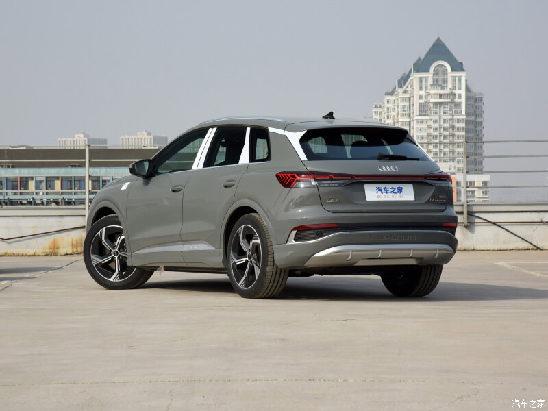 Audi Q4 e-tron 2023 года официально поступил в продажу