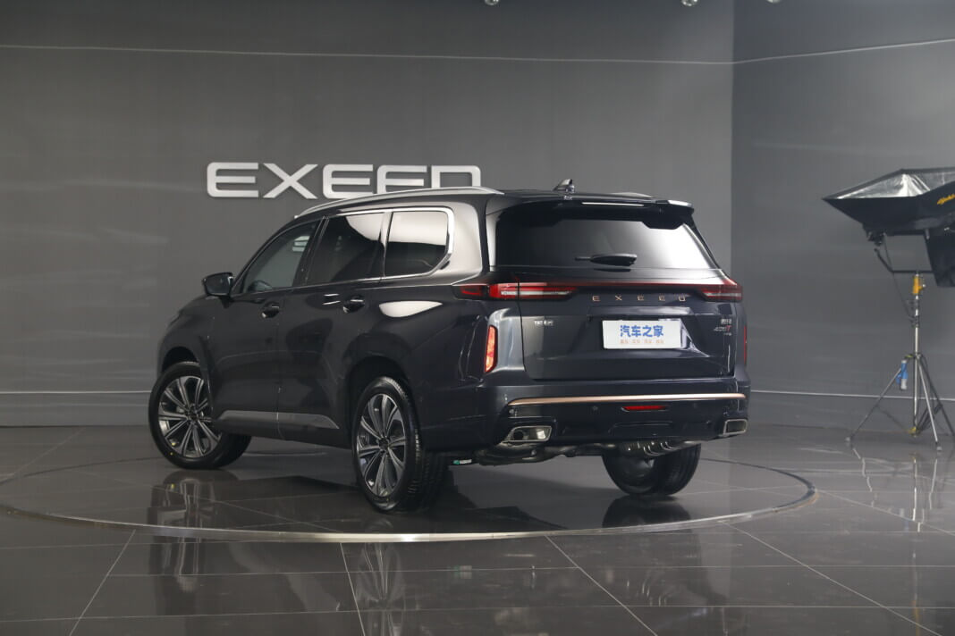 Exeed VX 2023 готовится к старту продаж в Китае