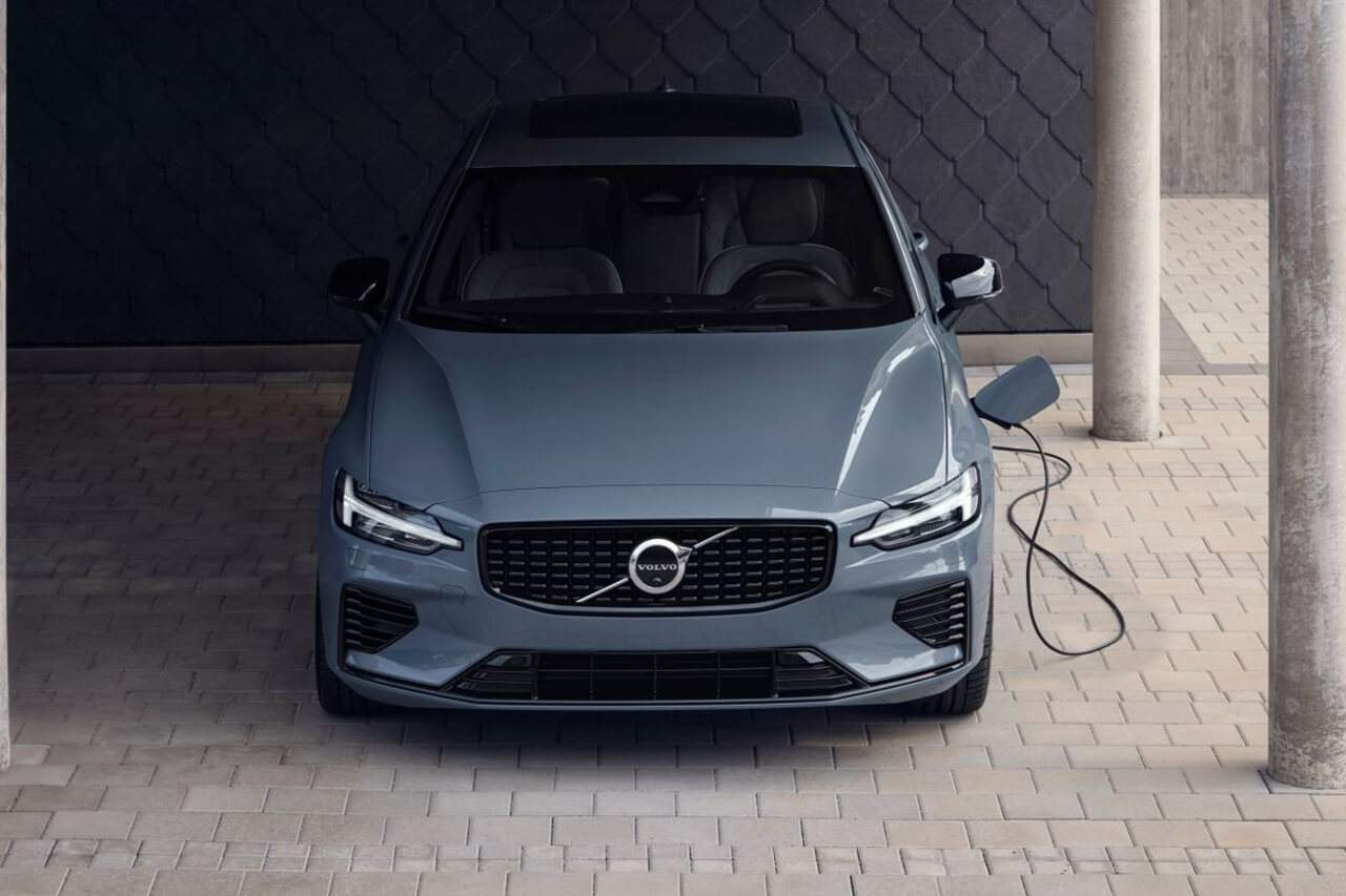 Volvo разрабатывает электрический универсал