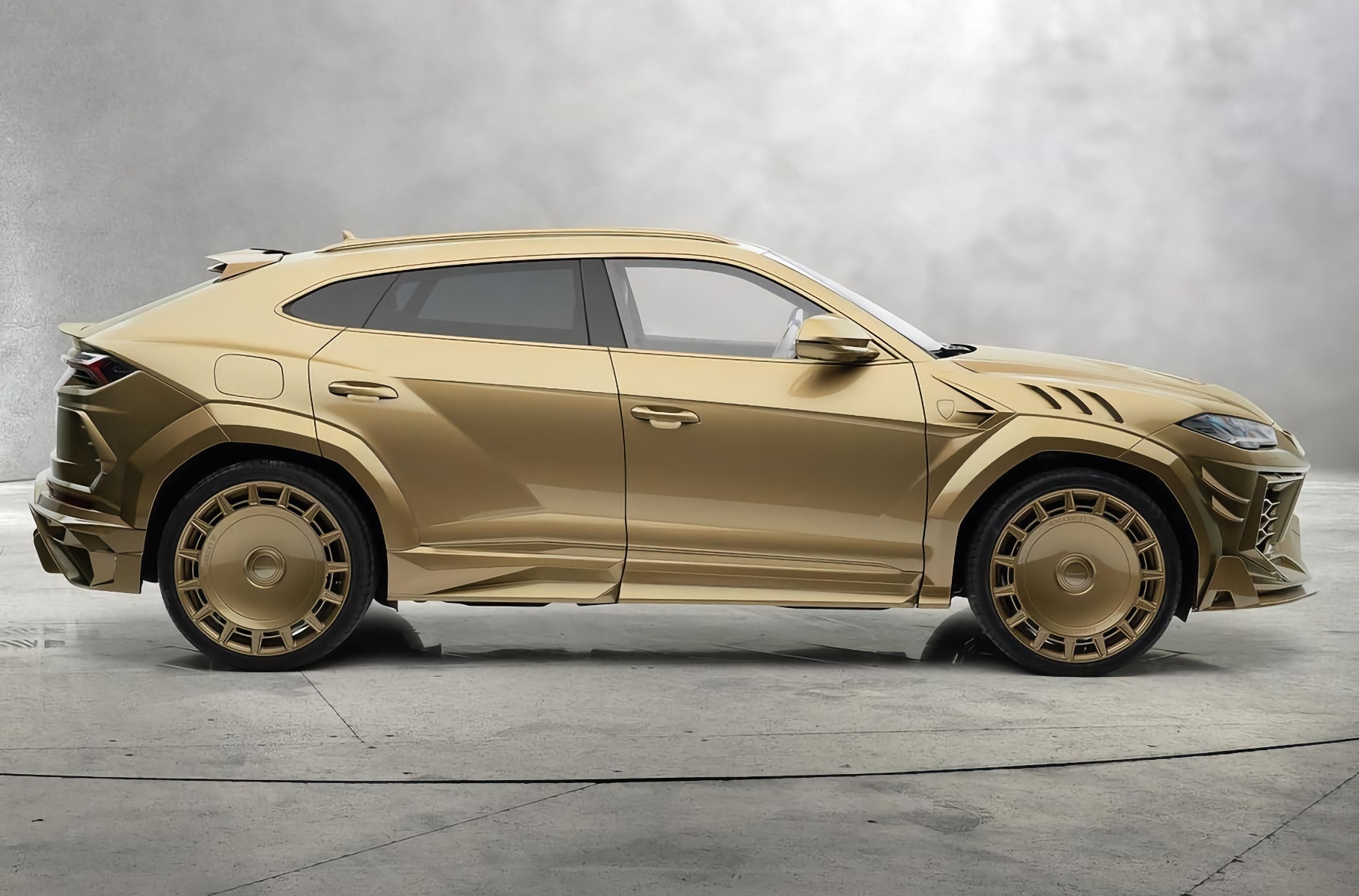 Lamborghini Urus Mansory