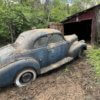 Капсула времени: Chevrolet 1940 года простоял в старом сарае около 70 лет