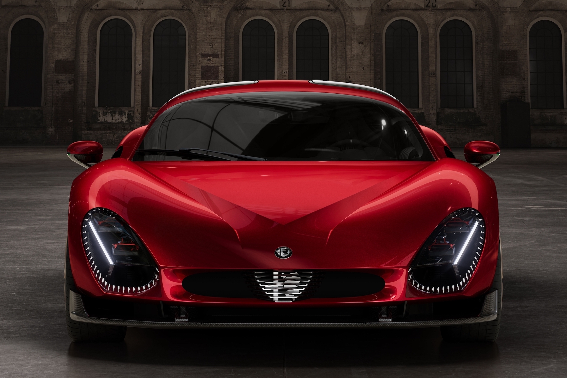 Alfa Romeo is preparing a new electric supercar in retro style