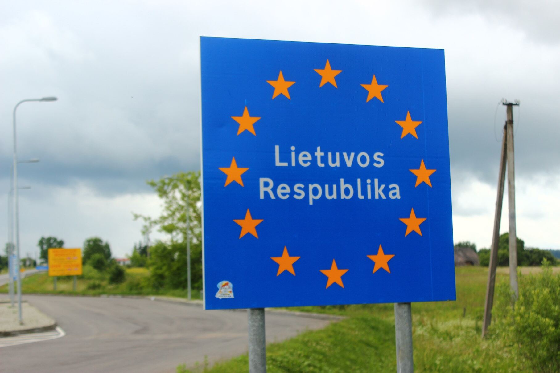 Литовские таможенники не понимают, что делать с конфискованными автомобилями из РФ
