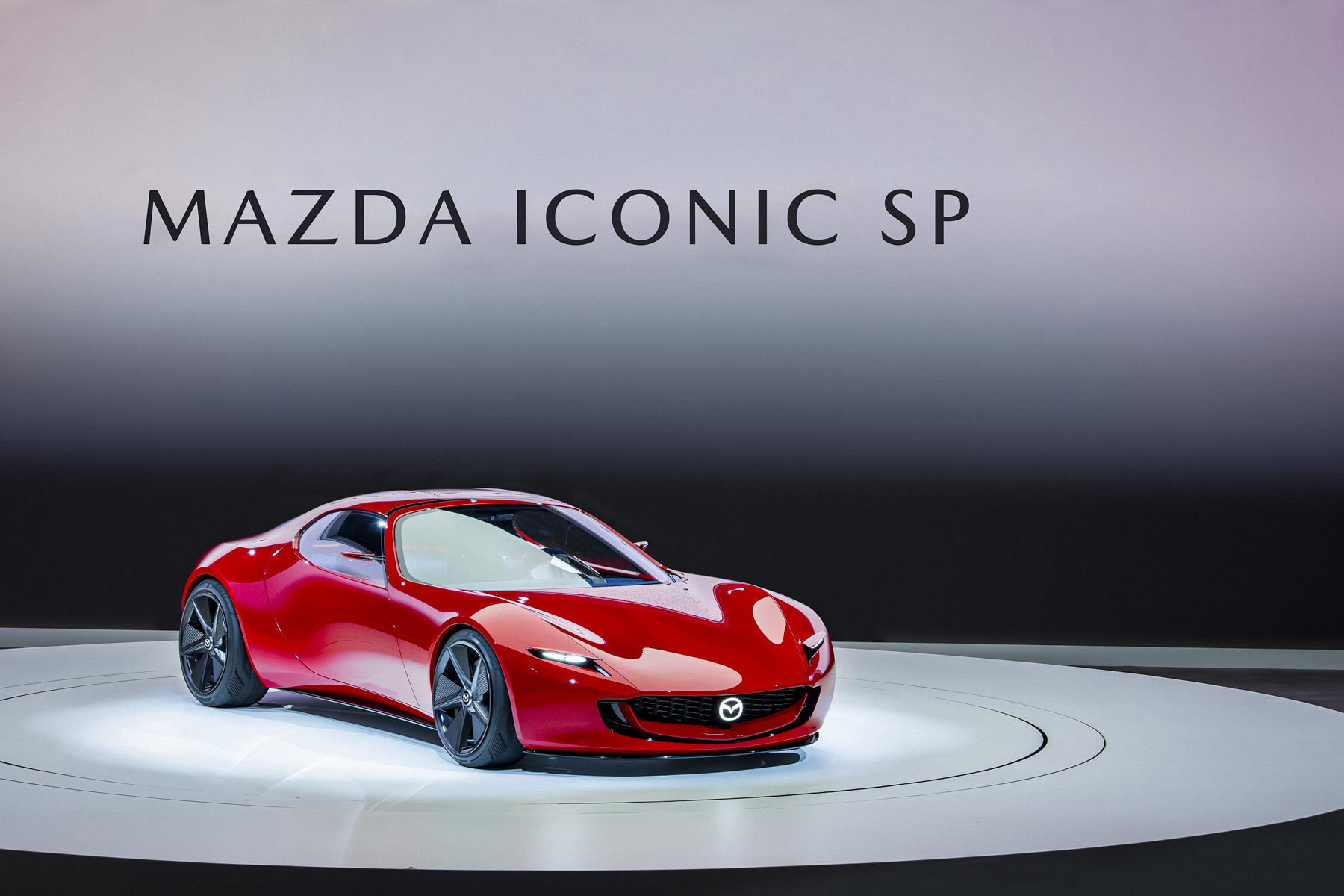 Mazda оснастила новейший спорткар роторным двигателем