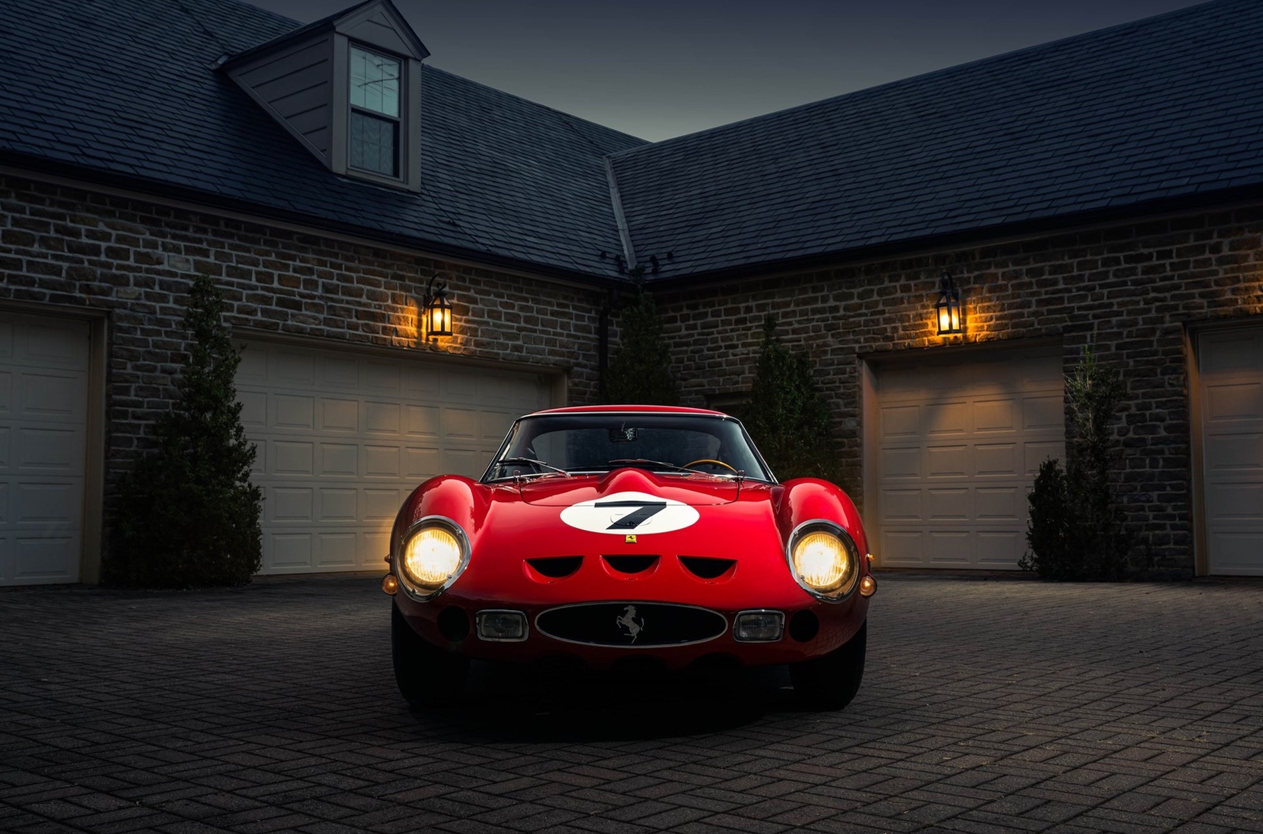 Ferrari 250 GTO продан за рекордную сумму