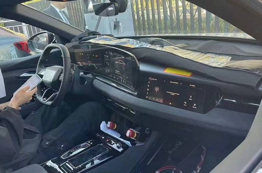 Вот как будет выглядеть салон новейшего универсала Audi A5
