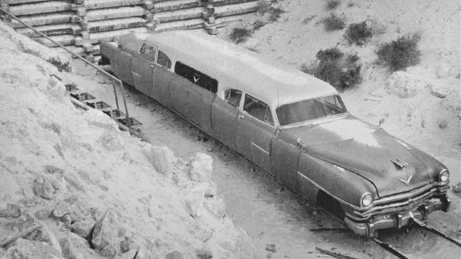 The 1953 Chrysler two-cab railroad limousine was too fast and dangerous