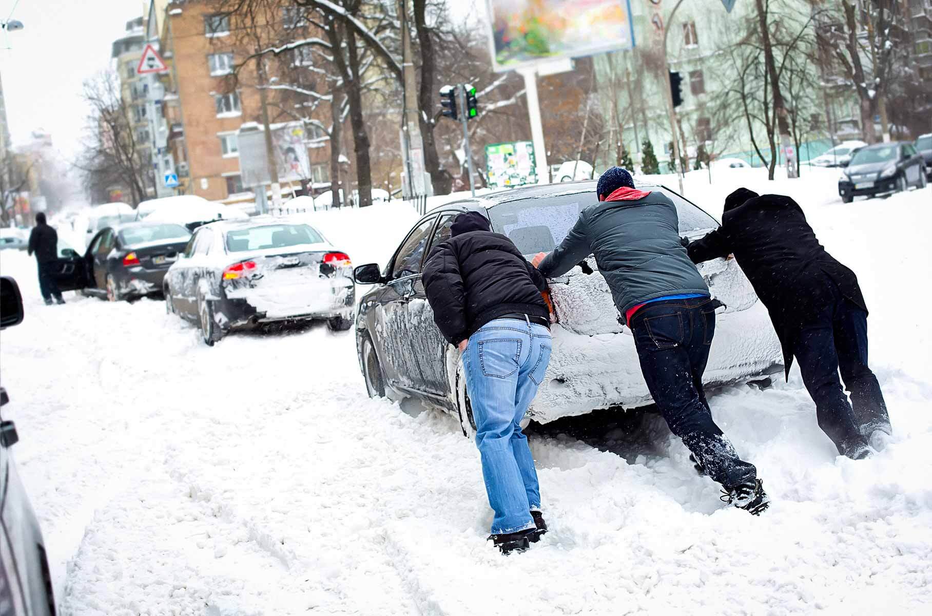 В России впервые запретили летнюю резину зимой