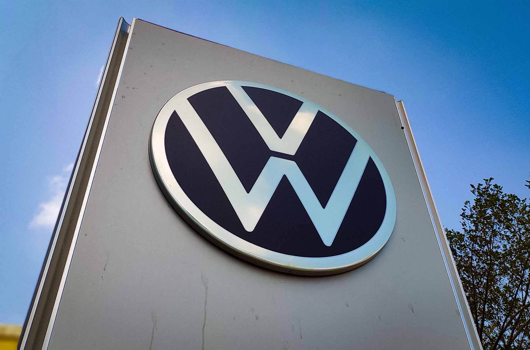 Volkswagen will reduce the number of administrative employees by 20 percent
