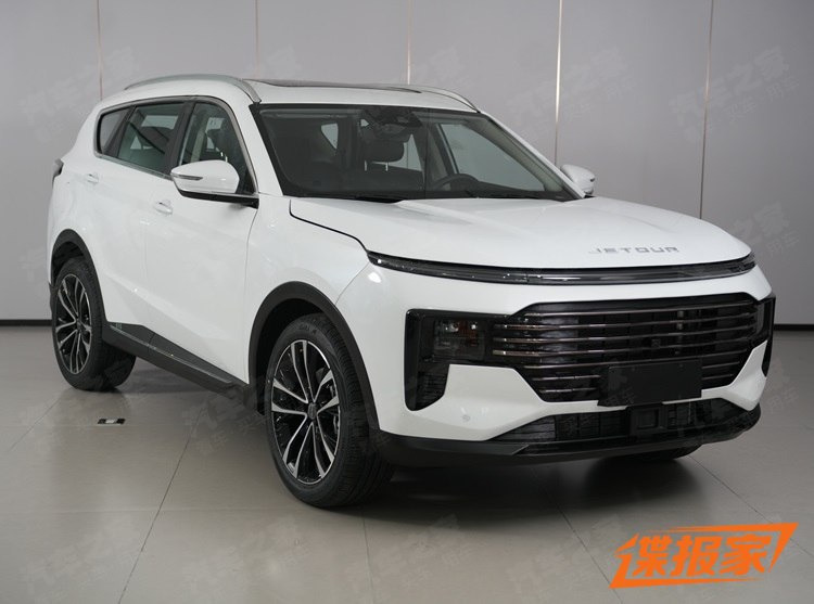 Jetour X70 Plus 2025 was shown in the photo in the database of the