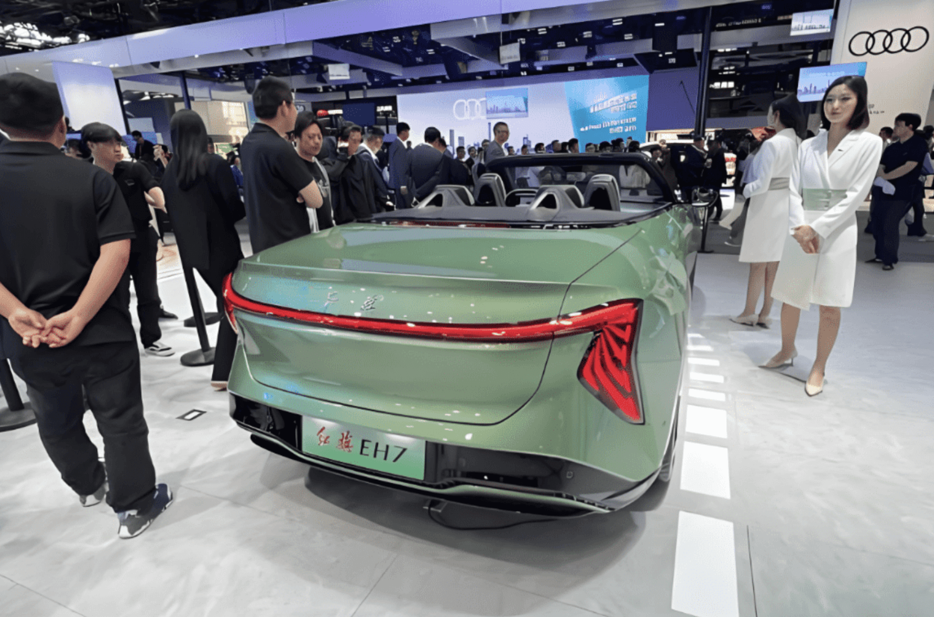 Hongqi EH7 turned into a convertible