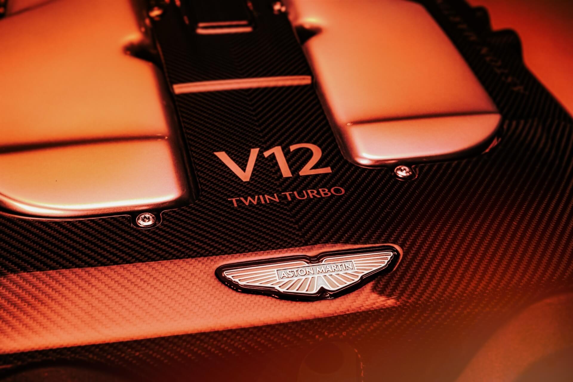 Aston Martin announced the appearance of a new V12 engine on the Vanquish supercar