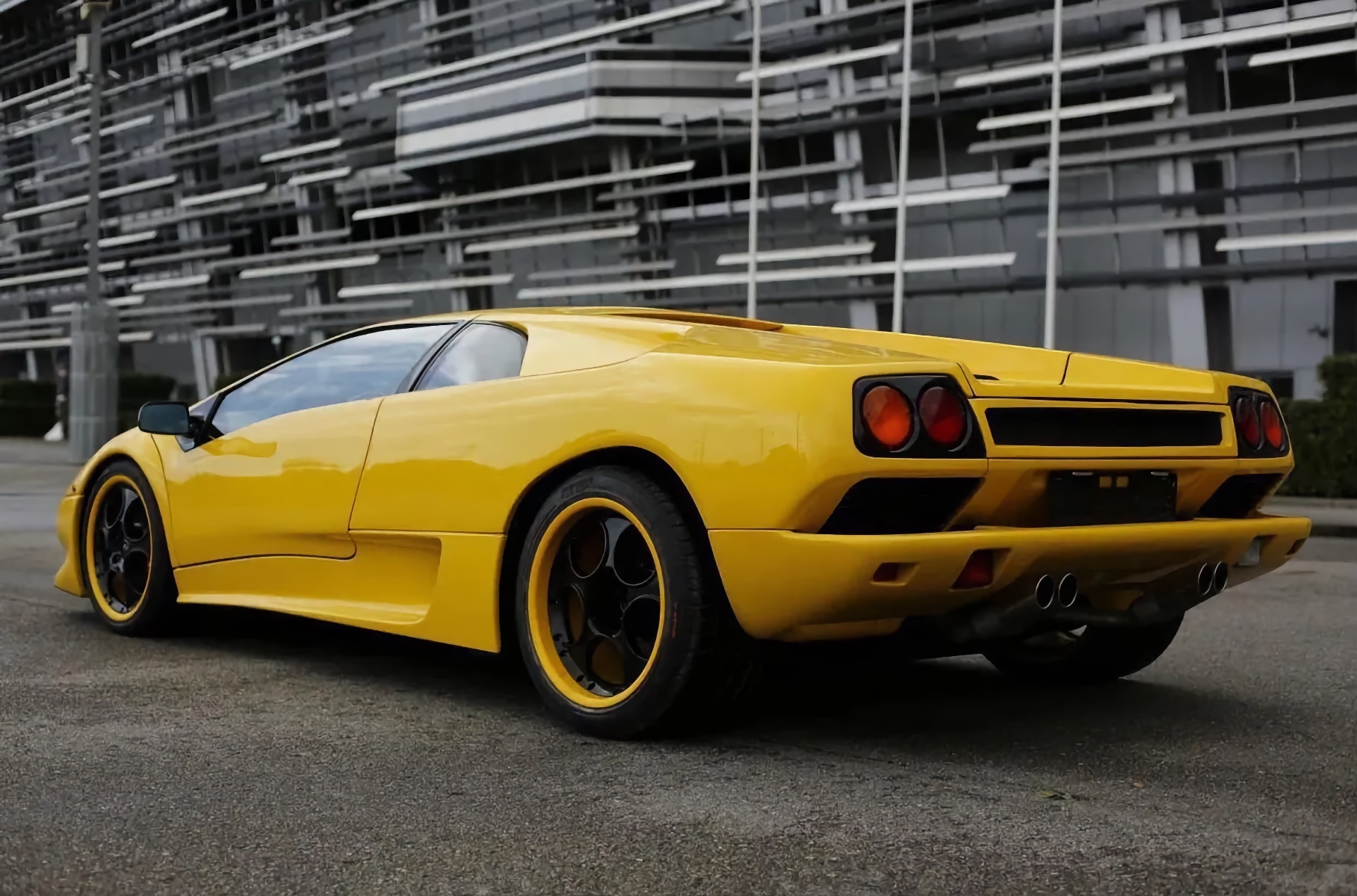 A 32-year-old Lamborghini Diablo is being sold in Russia for 34 million rubles