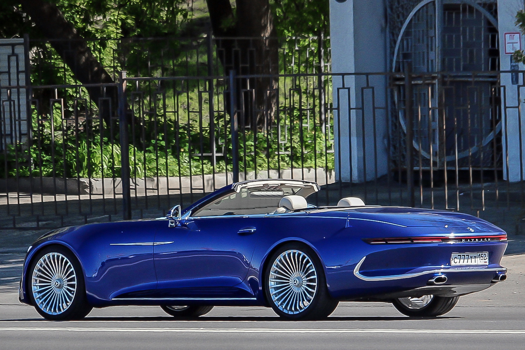 In the USA, they admired the handicraft copy of the Maybach from Nizhny Novgorod