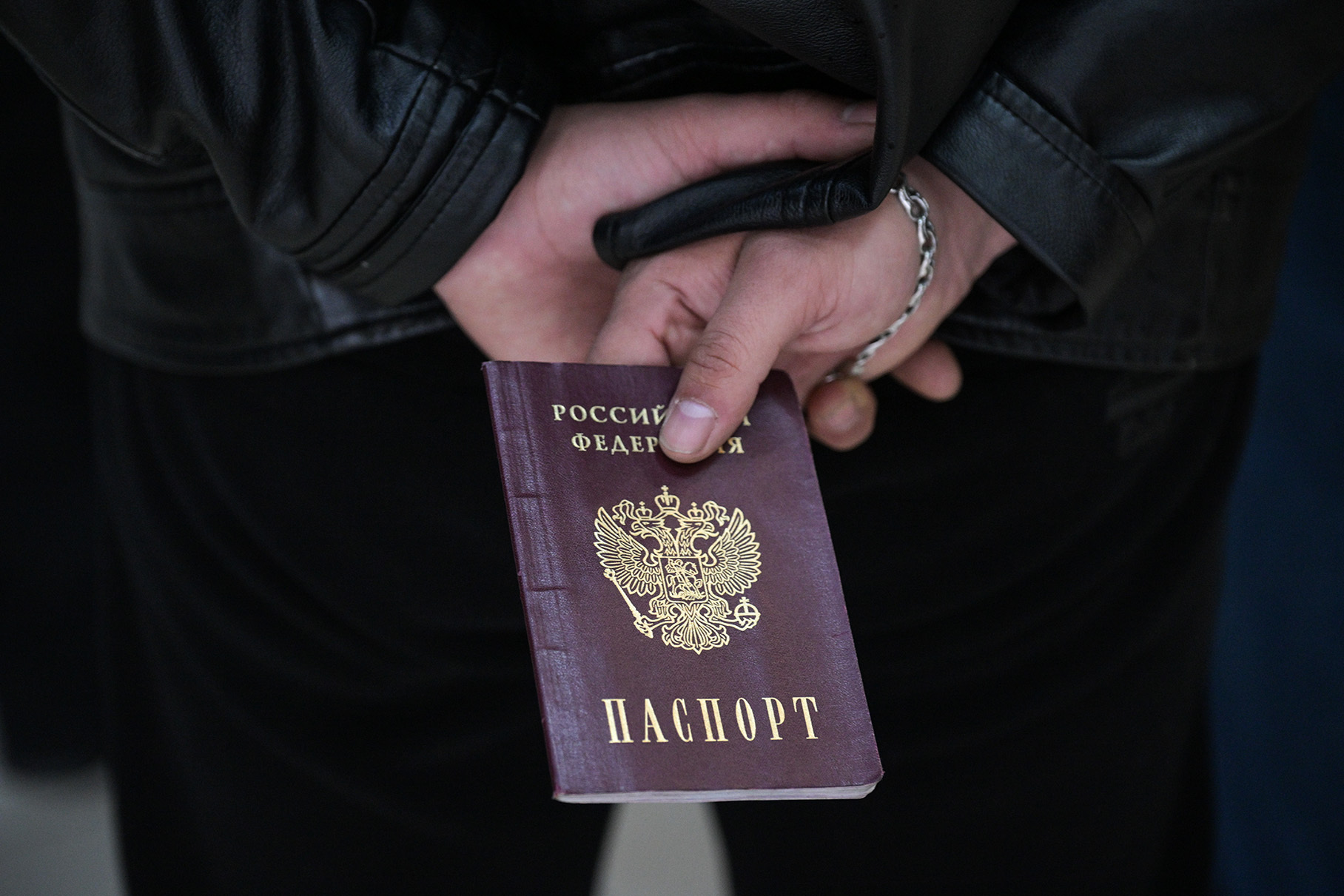 Fraudsters in Russia have begun selling cars using fake passports